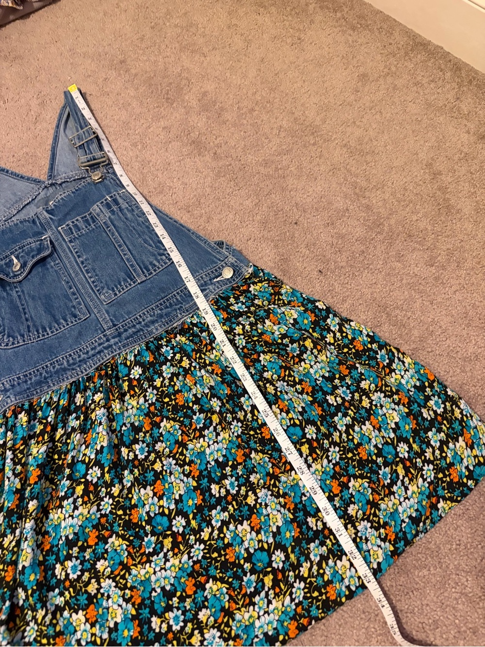 🐢 URBAN RENEWAL - Large Dress - Picture 4 of 6